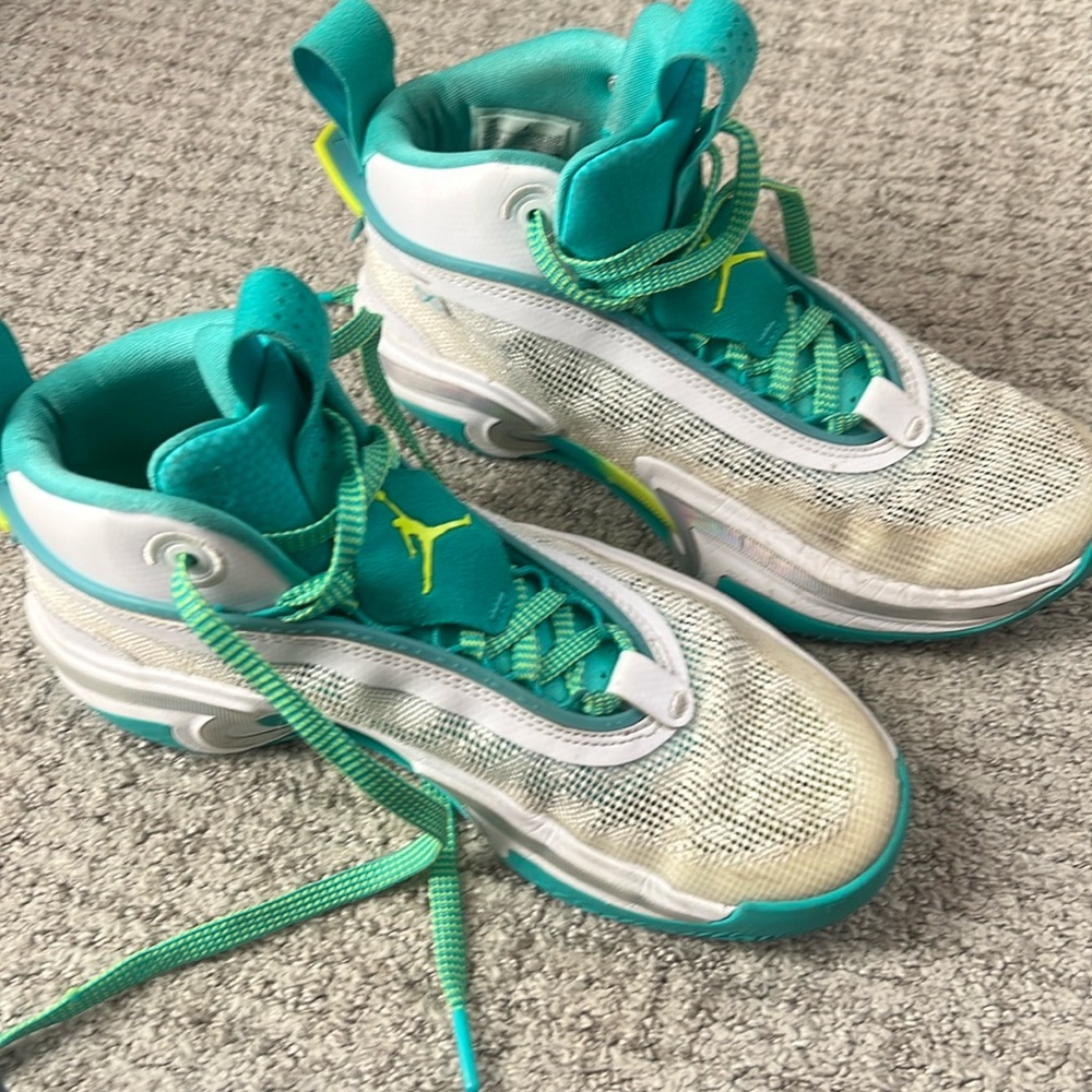 Air Jordan XXXVI 36 'Guo Ailun' White Basketball Sneaker Size 6Y DM0795-107.